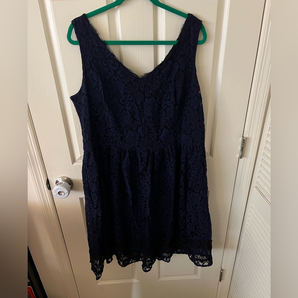 Carmen Marc Valvo Black Lace Cocktail Dress